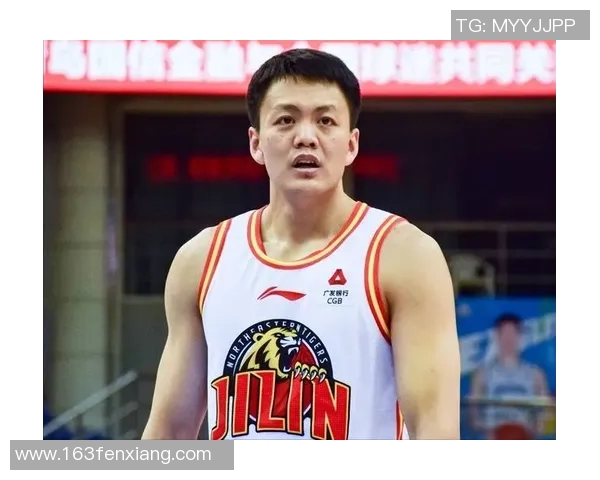 吉林男篮与辽宁队完成重磅交易姜宇星一换二引发关注 吉林男篮与辽宁队完成重磅交易姜宇星一换二引发关注