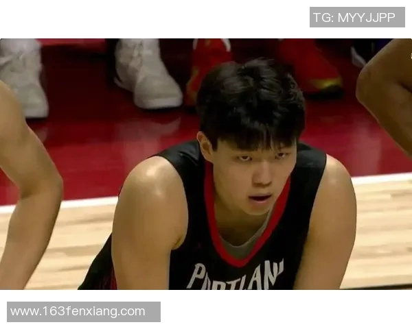 第三次犯规！杨瀚森次节继续率先登场防守送出犯规