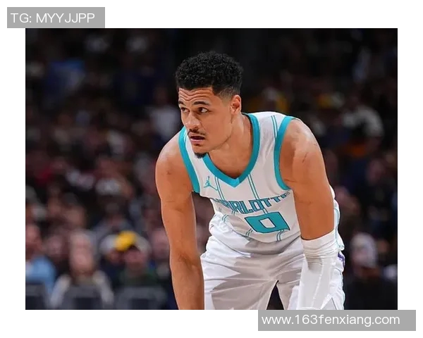 黄蜂队分享球员赛前时尚穿搭，主场不敌掘金